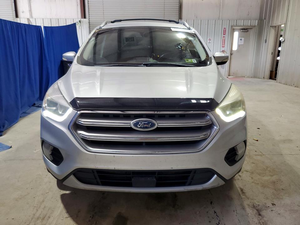 Продаж на аукціоні авто 2017 Ford Escape, vin: 1FMCU9J99HUB85457, номер лоту: 55978926