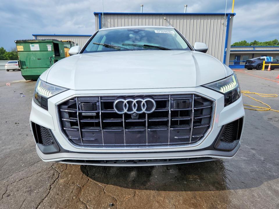 57359696 :رقم المزاد ، WA1FVAF15MD022943 vin ، 2021 Audi Q8 مزاد بيع
