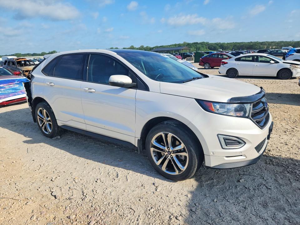 58926186 :رقم المزاد ، 2FMPK3AP7FBB08799 vin ، 2015 Ford Edge مزاد بيع