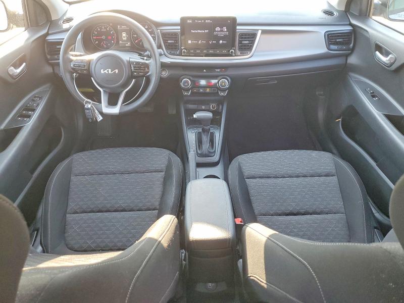 2022 Kia Rio მანქანა იყიდება აუქციონზე, vin: 3KPA24AD5NE433092, აუქციონის ნომერი: 57044246