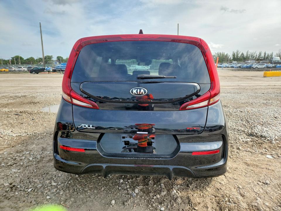 2020 Kia Soul მანქანა იყიდება აუქციონზე, vin: KNDJ63AU9L7106724, აუქციონის ნომერი: 57865676
