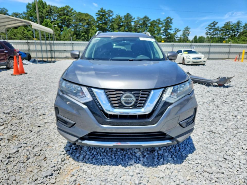 58208156 :رقم المزاد ، 5N1AT2MTXJC817810 vin ، 2018 Nissan Rogue مزاد بيع