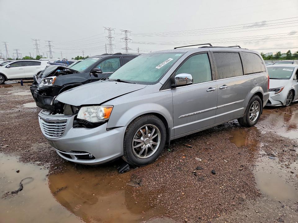 56167366 :رقم المزاد ، 2C4RC1CG7DR589542 vin ، 2013 Chrysler Town & Country مزاد بيع