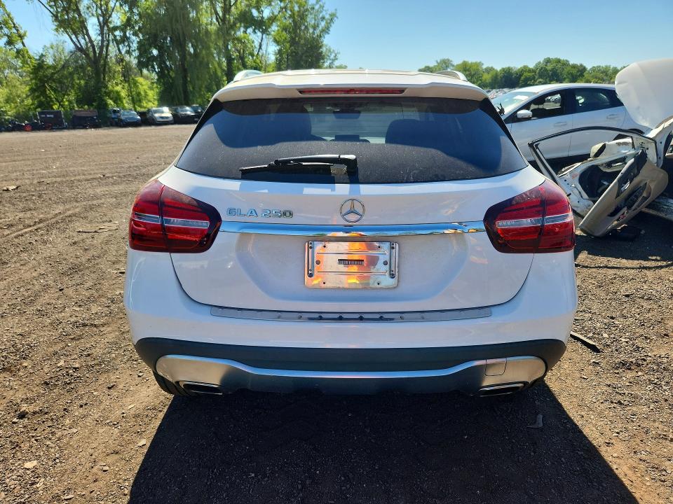 Продажа на аукционе авто 2018 Mercedes-benz Gla, vin: WDCTG4EB6JJ515195, номер лота: 55766146