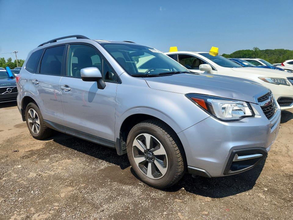 Продажа на аукционе авто 2017 Subaru Forester, vin: JF2SJAEC7HH543133, номер лота: 58109416