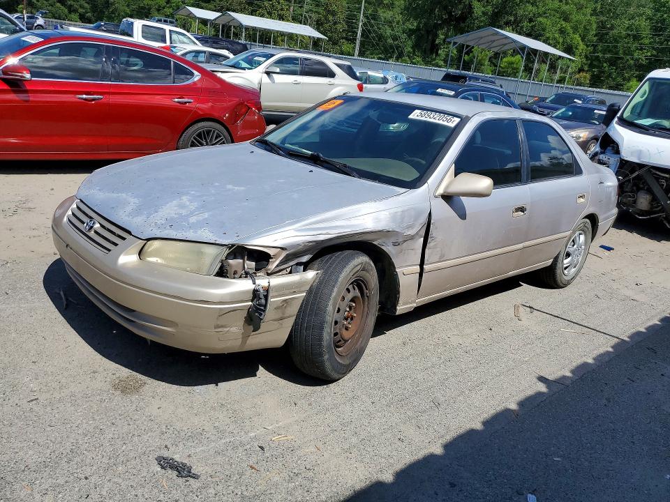 1997 Toyota Camry მანქანა იყიდება აუქციონზე, vin: 4T1BG22K6VU813983, აუქციონის ნომერი: 58932056