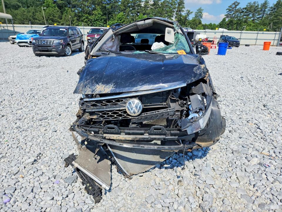 56969476 :رقم المزاد ، 3VVCX7B24PM322729 vin ، 2023 Volkswagen Taos مزاد بيع