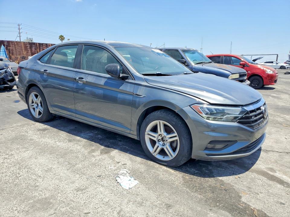 58631966 :رقم المزاد ، 3VWC57BU5KM053300 vin ، 2019 Volkswagen Jetta مزاد بيع