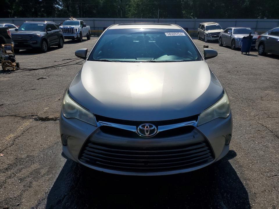58509706 :رقم المزاد ، 4T1BF1FK7GU557587 vin ، 2016 Toyota Camry مزاد بيع