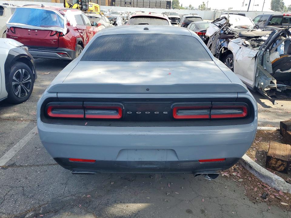 Продаж на аукціоні авто 2022 Dodge Challenger, vin: 2C3CDZBT4NH124700, номер лоту: 56071186