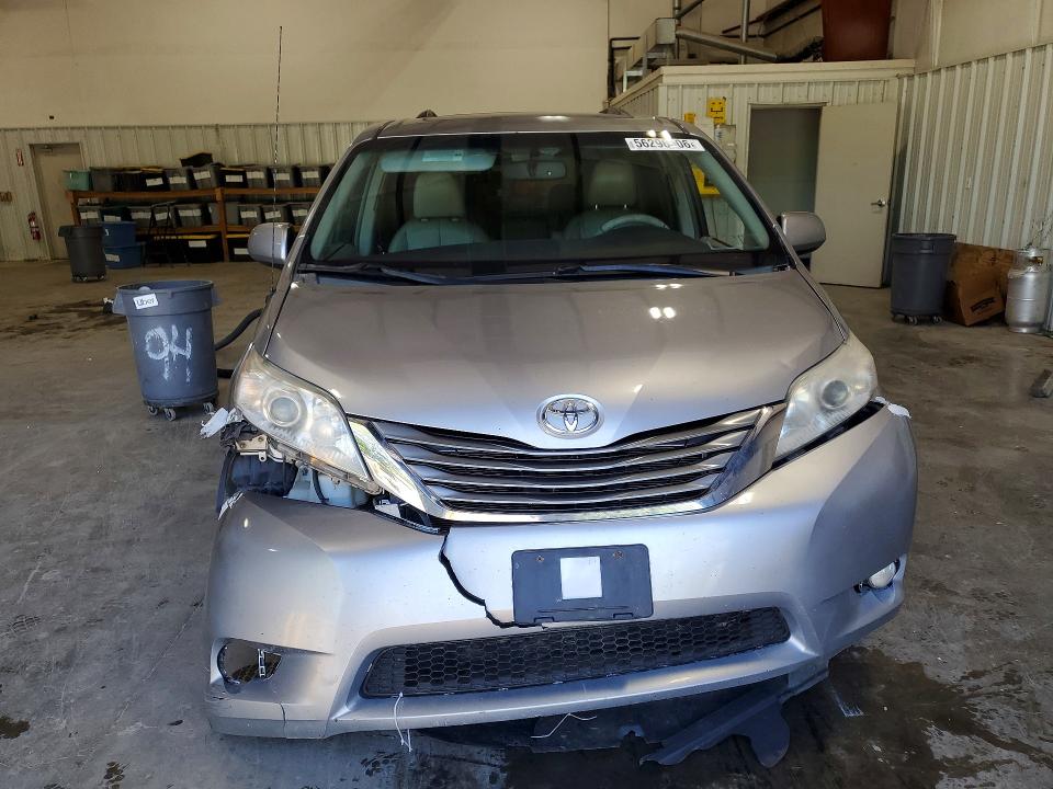 Продажа на аукционе авто 2013 Toyota Sienna, vin: 5TDYK3DC2DS381629, номер лота: 56296506