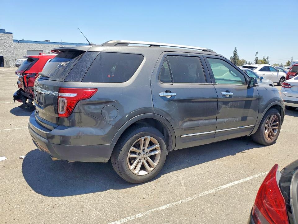 58125056 :رقم المزاد ، 1FM5K7D82FGC66088 vin ، 2015 Ford Explorer مزاد بيع