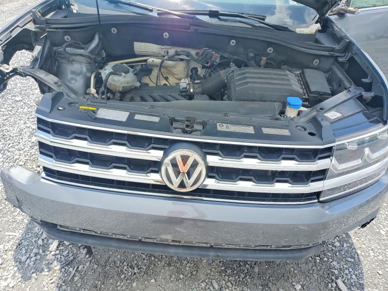 55351966 :رقم المزاد ، 1V2MR2CA0JC553267 vin ، 2018 Volkswagen Atlas مزاد بيع