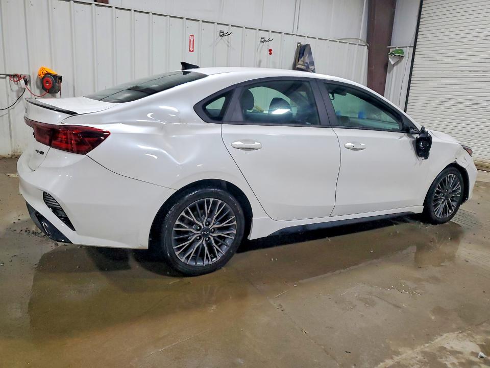 2023 Kia Forte მანქანა იყიდება აუქციონზე, vin: 3KPF54AD1PE674292, აუქციონის ნომერი: 56625296