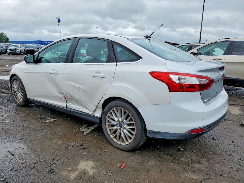 2012 Ford Focus მანქანა იყიდება აუქციონზე, vin: 1FAHP3H25CL465646, აუქციონის ნომერი: 58129086