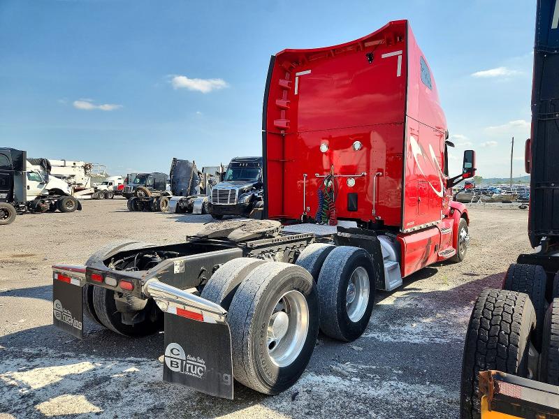 Продажа на аукционе авто 2022 Peterbilt 579, vin: 1XPBDP9X9ND776261, номер лота: 57013126