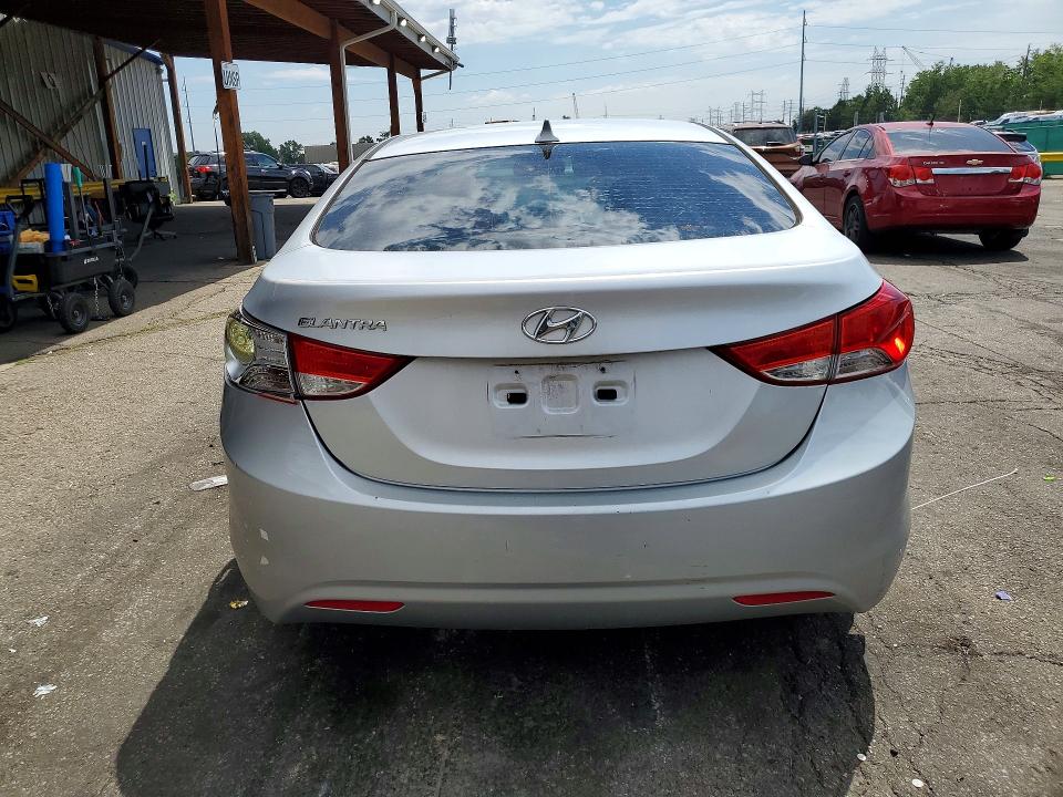 58385046 :رقم المزاد ، 5NPDH4AE9DH153352 vin ، 2013 Hyundai Elantra مزاد بيع