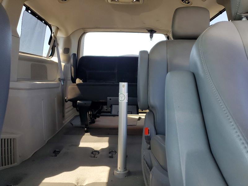 57412496 :رقم المزاد ، 2A4RR5DX1AR153151 vin ، 2010 Chrysler Town & Country مزاد بيع