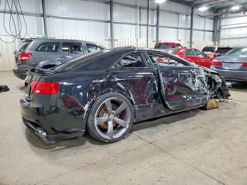 56117406 :رقم المزاد ، WUAC6AFR7DA902090 vin ، 2013 Audi Rs5 مزاد بيع