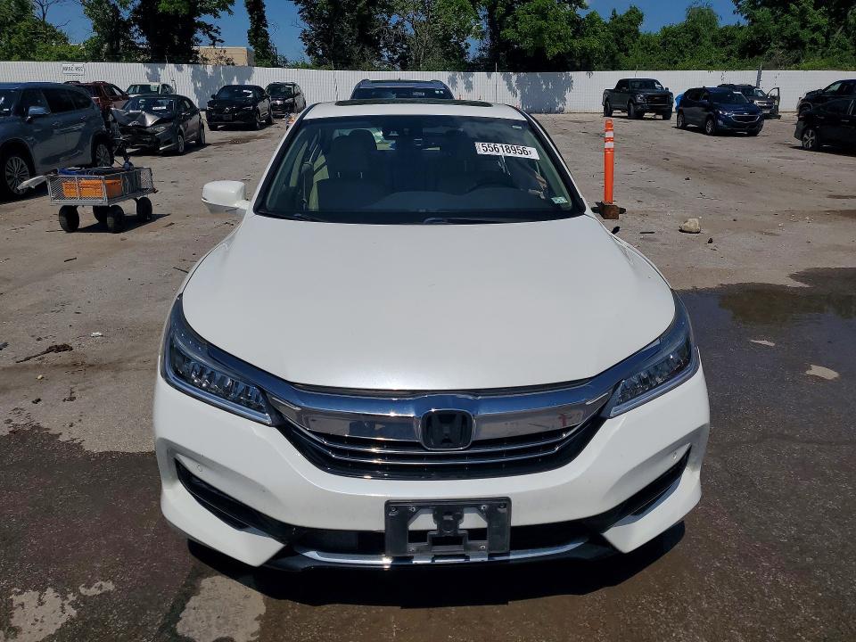 Продажа на аукционе авто 2017 Honda Accord, vin: JHMCR6F77HC019891, номер лота: 55618956