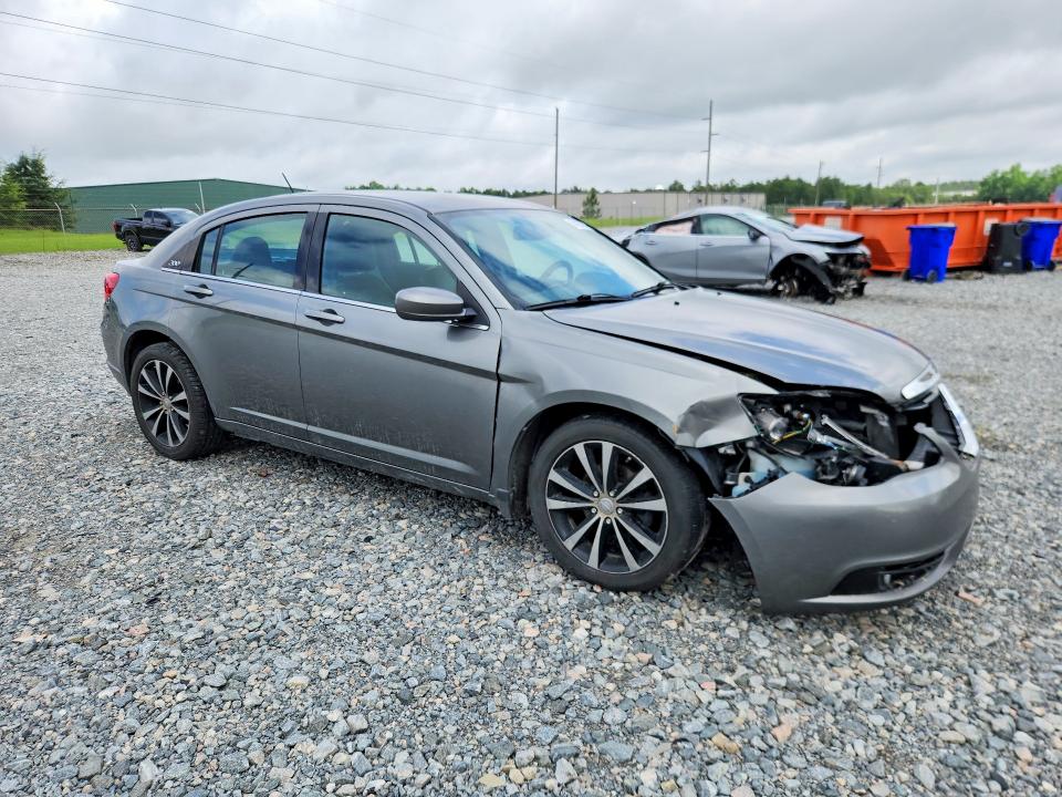 2013 Chrysler 200 მანქანა იყიდება აუქციონზე, vin: 1C3CCBCG2DN693529, აუქციონის ნომერი: 58185386