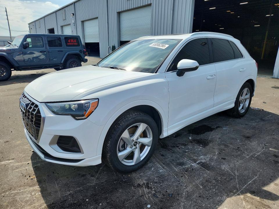 55896286 :رقم المزاد ، WA1AUCF39M1091596 vin ، 2021 Audi Q3 مزاد بيع