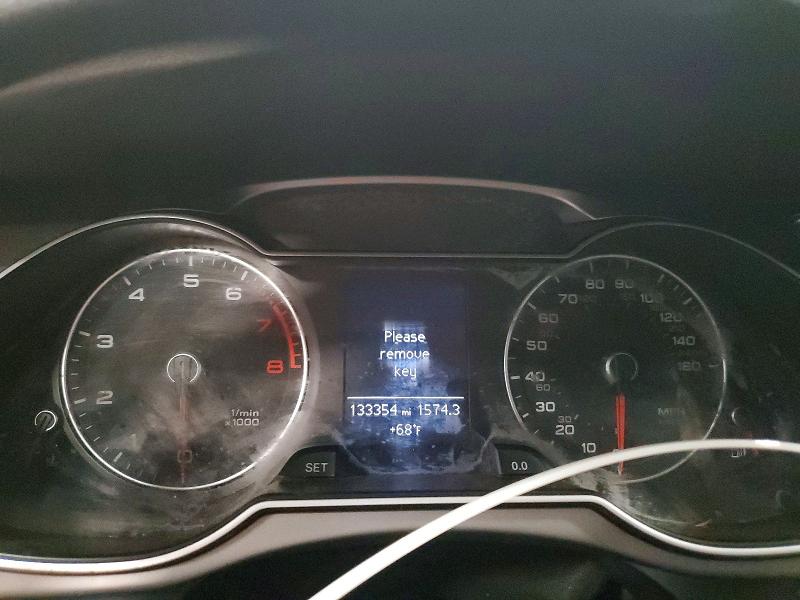 2015 Audi A4 მანქანა იყიდება აუქციონზე, vin: WAUBFAFL6FN014931, აუქციონის ნომერი: 57810386