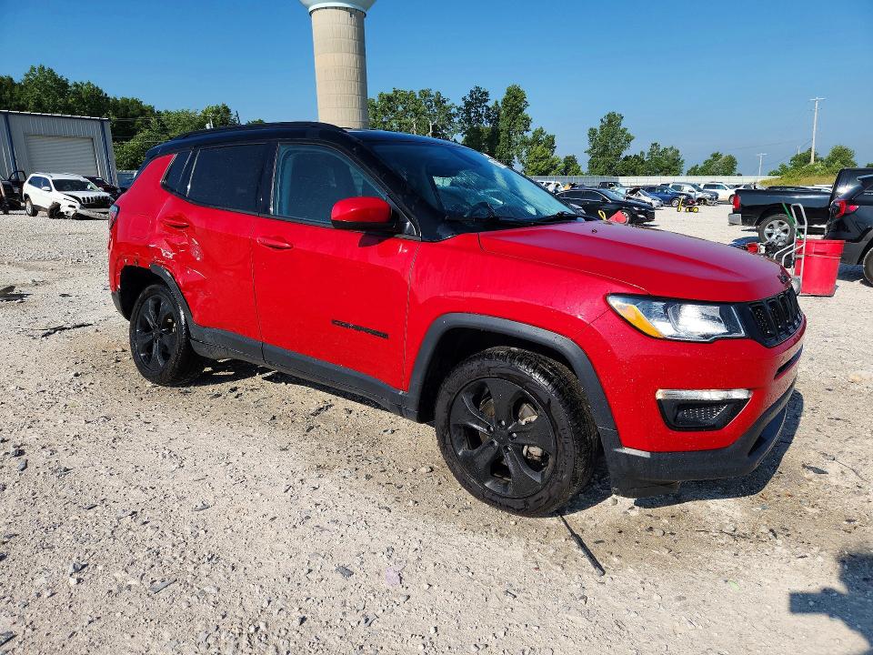 58977976 :رقم المزاد ، 3C4NJCBB6JT300357 vin ، 2018 Jeep Compass مزاد بيع