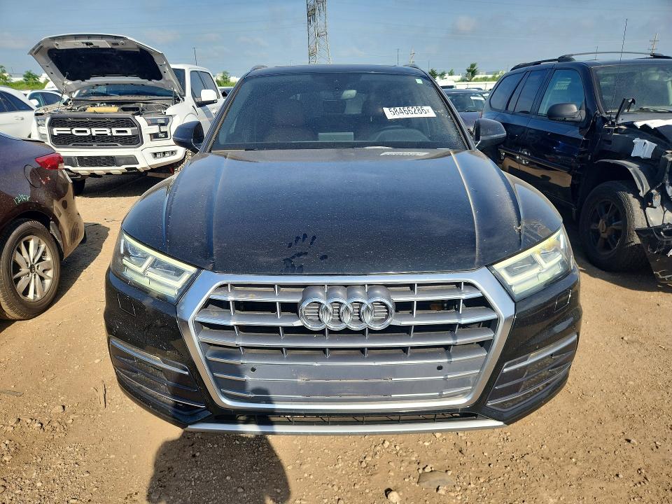 58466286 :رقم المزاد ، WA1BNAFY4J2051157 vin ، 2018 Audi Q5 مزاد بيع
