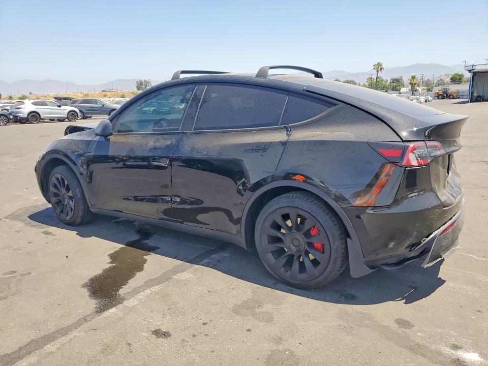 54437396 :رقم المزاد ، 7SAYGAEE7PF698954 vin ، 2023 Tesla Model Y مزاد بيع