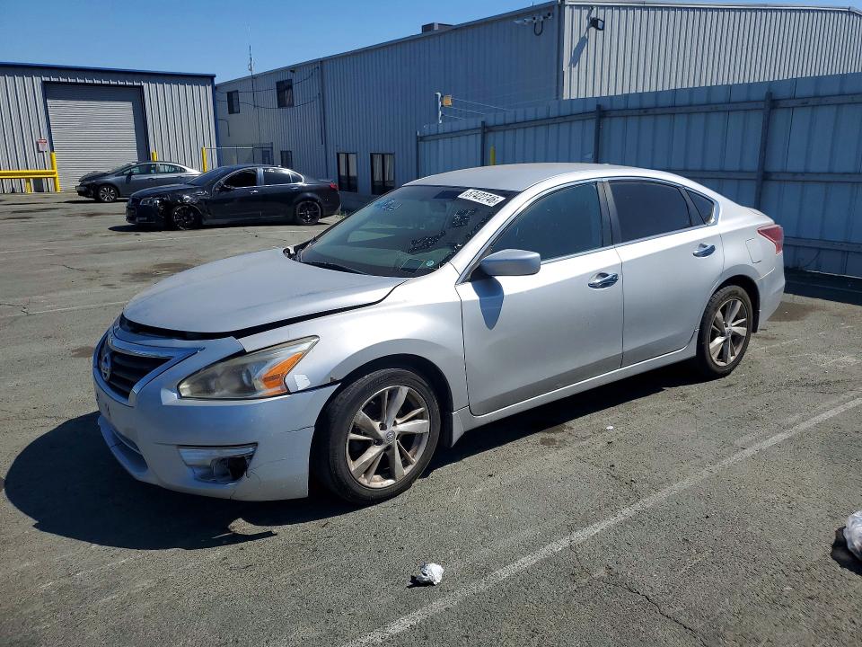 2013 Nissan Altima მანქანა იყიდება აუქციონზე, vin: 1N4AL3AP3DN428796, აუქციონის ნომერი: 57422746
