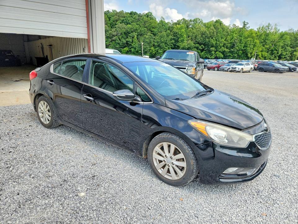 57737376 :رقم المزاد ، KNAFX4A83F5386388 vin ، 2015 Kia Forte مزاد بيع