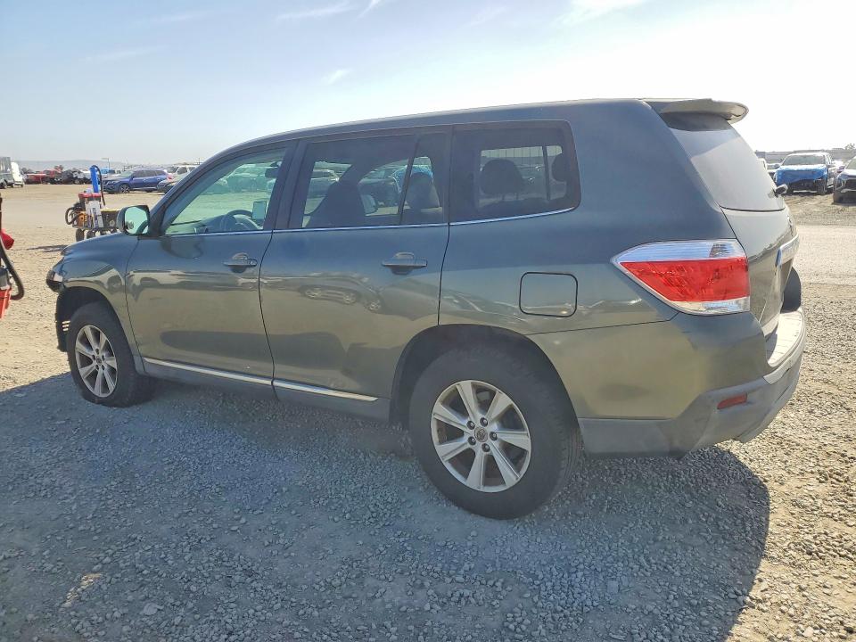 55544756 :رقم المزاد ، 5TDZK3EHXDS100157 vin ، 2013 Toyota Highlander مزاد بيع
