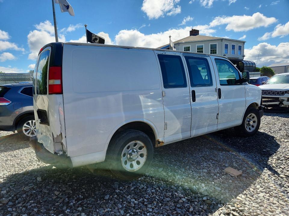 55944586 :رقم المزاد ، 1GCSGAFX3C1141870 vin ، 2012 Chevrolet Express G1500 مزاد بيع