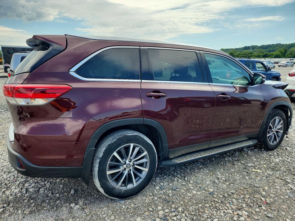 57405926 :رقم المزاد ، 5TDJZRFHXKS723530 vin ، 2019 Toyota Highlander مزاد بيع
