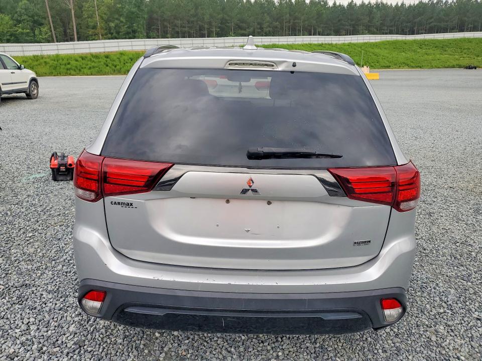 Продаж на аукціоні авто 2020 Mitsubishi Outlander, vin: JA4AD3A35LZ006857, номер лоту: 55996396