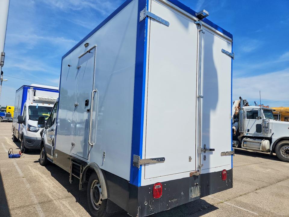 55606276 :رقم المزاد ، 1FDBW5Z88NKA01434 vin ، 2022 Ford Transit مزاد بيع
