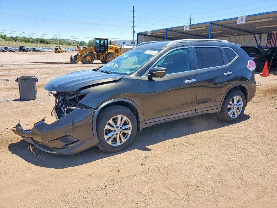 2015 Nissan Rogue მანქანა იყიდება აუქციონზე, vin: 5N1AT2MV2FC852558, აუქციონის ნომერი: 57603756