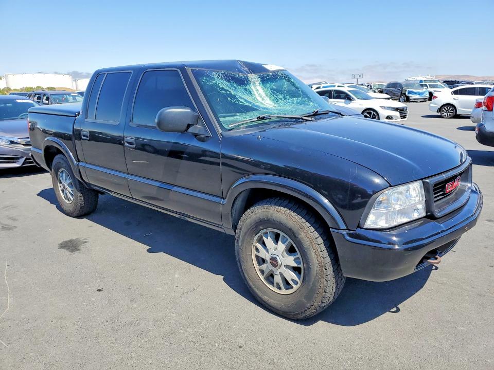 57611336 :رقم المزاد ، 1GTDT13W72K117838 vin ، 2002 Gmc Sonoma مزاد بيع