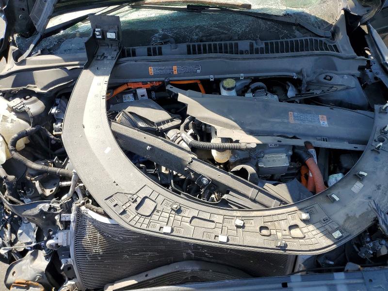 55104476 :رقم المزاد ، 3FA6P0SU8KR216242 vin ، 2019 Ford Fusion مزاد بيع