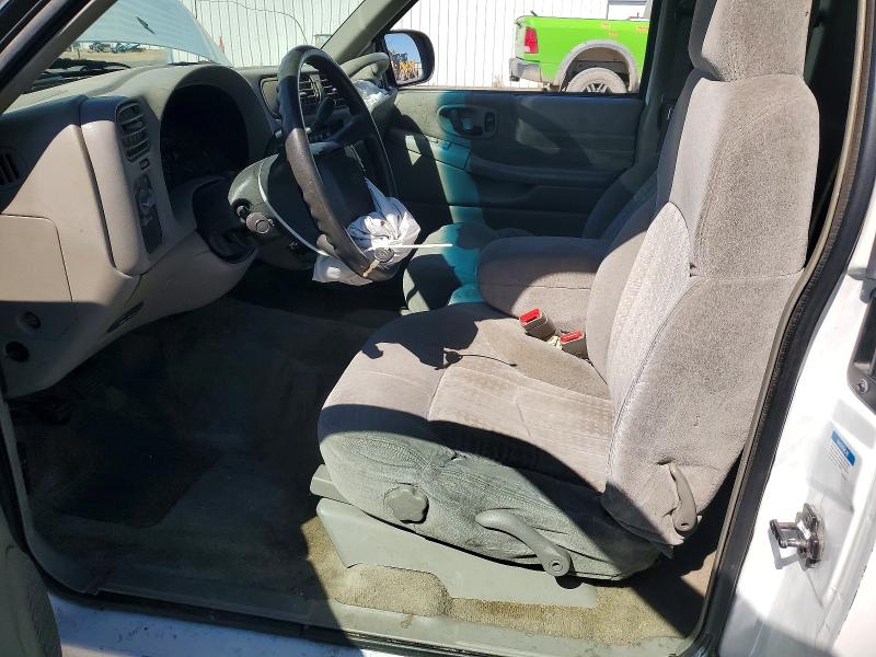 56799736 :رقم المزاد ، 1GCCS1958Y8307926 vin ، 2000 Chevrolet S Truck مزاد بيع