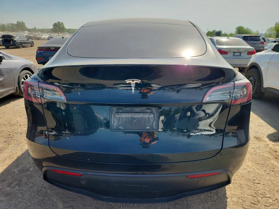 Продажа на аукционе авто 2024 Tesla Model Y, vin: 7SAYGDEE8RF018595, номер лота: 55114886