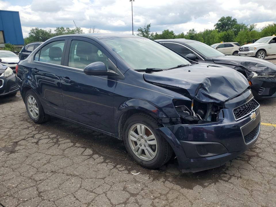 58126336 :رقم المزاد ، 1G1JC5SH2F4130948 vin ، 2015 Chevrolet Sonic مزاد بيع