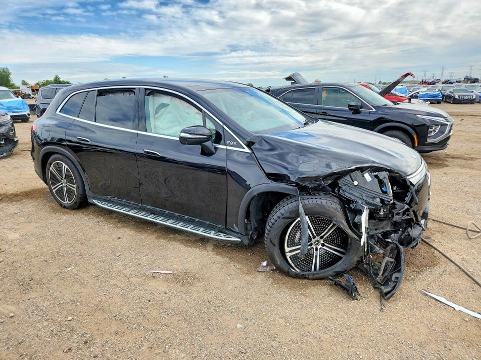 55561056 :رقم المزاد ، 4JGDM2EBXPA027802 vin ، 2023 Mercedes-benz Eqs Suv مزاد بيع