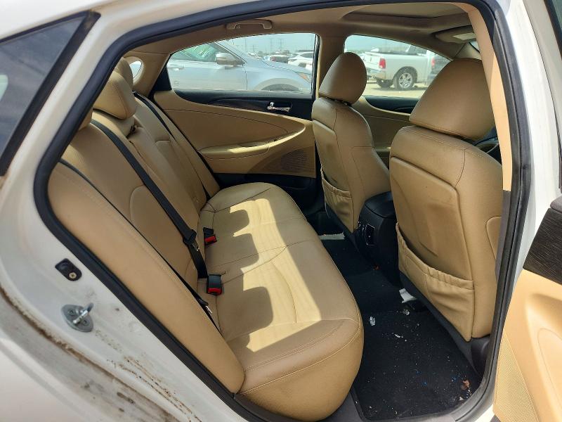 58757066 :رقم المزاد ، 5NPEC4AC7BH040157 vin ، 2011 Hyundai Sonata مزاد بيع