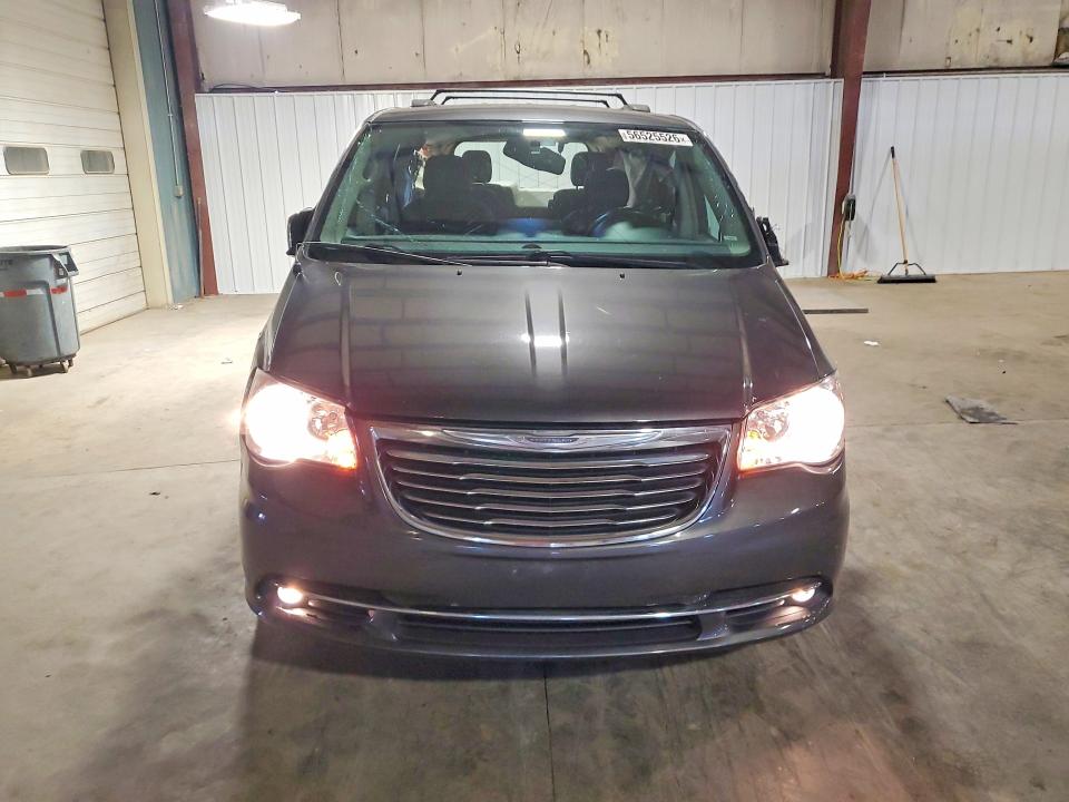 2016 Chrysler Town & Country მანქანა იყიდება აუქციონზე, vin: 2C4RC1CG6GR190710, აუქციონის ნომერი: 56525526