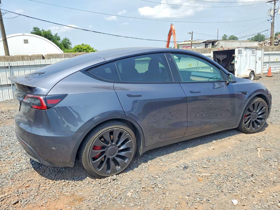 2022 Tesla Model Y მანქანა იყიდება აუქციონზე, vin: 7SAYGDEF8NF511955, აუქციონის ნომერი: 85456945