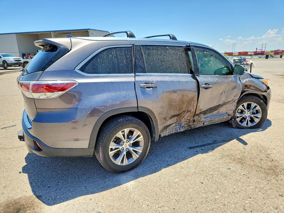 2015 Toyota Highlander მანქანა იყიდება აუქციონზე, vin: 5TDKKRFH9FS093241, აუქციონის ნომერი: 57678696