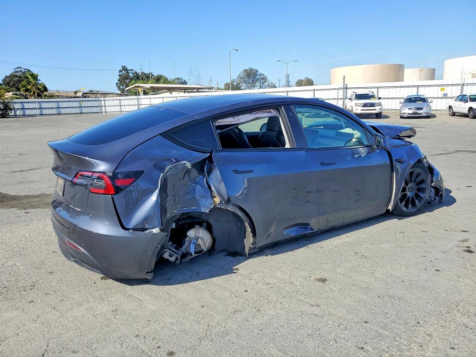 2022 Tesla Model Y მანქანა იყიდება აუქციონზე, vin: 7SAYGDEE8NF480617, აუქციონის ნომერი: 55812066
