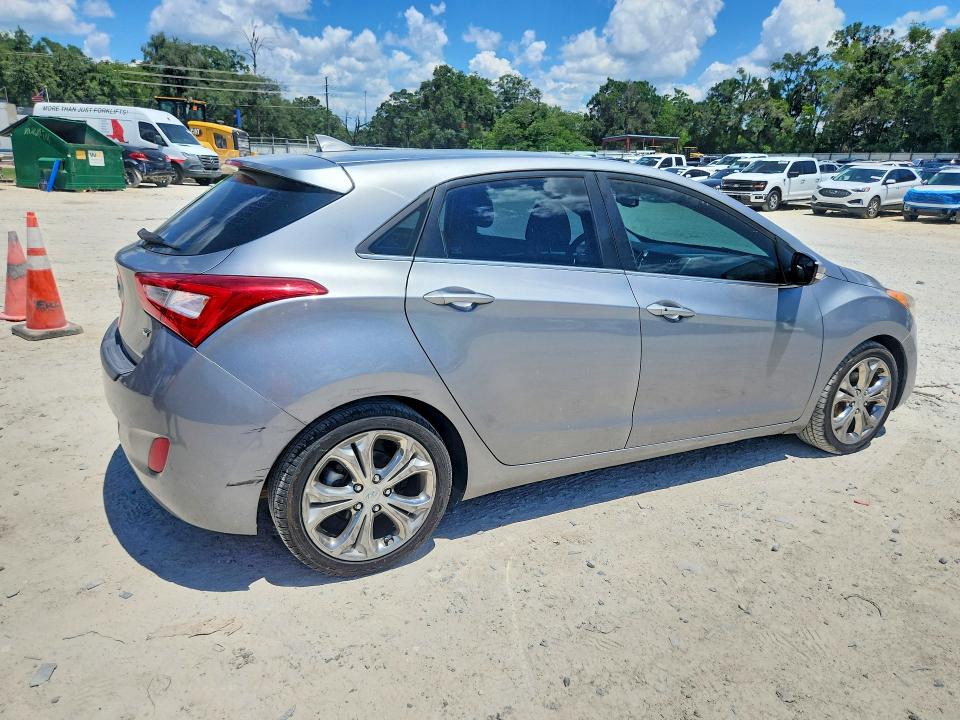2014 Hyundai Elantra Gt მანქანა იყიდება აუქციონზე, vin: KMHD35LHXEU204260, აუქციონის ნომერი: 58406896